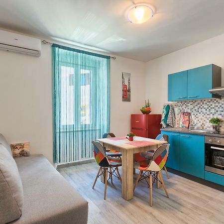 Apartment Amfiteatar Moris Pula Buitenkant foto